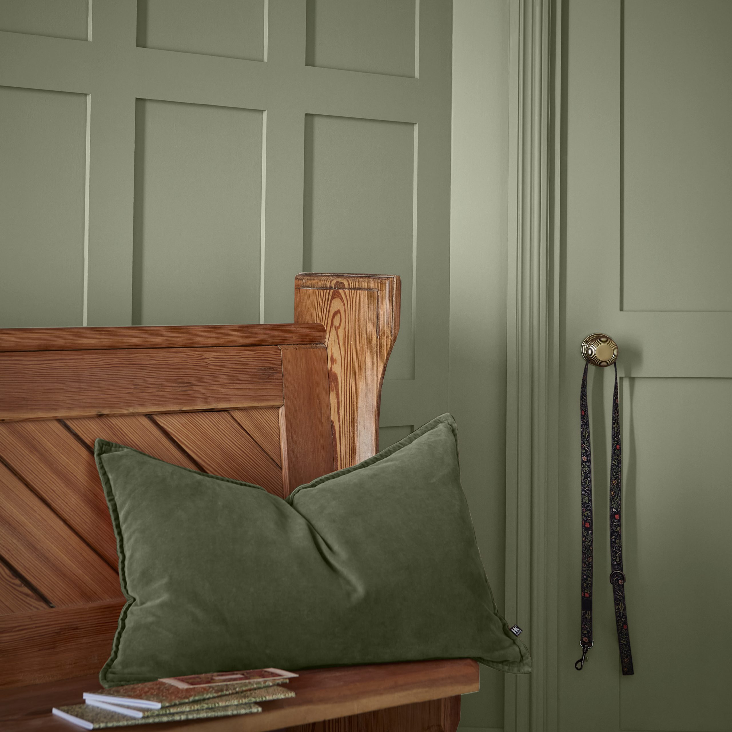 124312_ROOMSET_CRAFTERS CLAY_01
